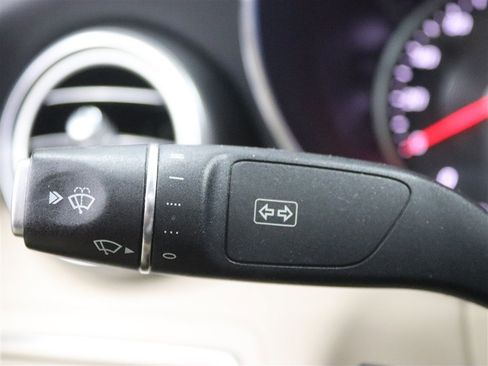 Used 2020 Mercedes-Benz C 300 4MATIC Sedan image 40