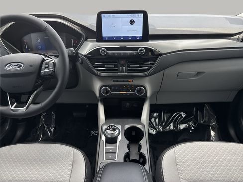 Used 2025 Ford Escape Active w/ Cold Weather Package FWD image 9