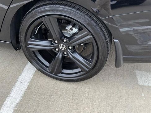 Used 2025 Honda Accord Sport image 7