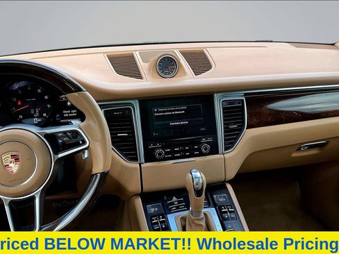 Used 2017 Porsche Macan AWD/4WD image 11