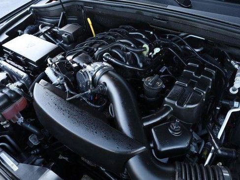 Used 2025 Dodge Durango GT AWD/4WD image 32