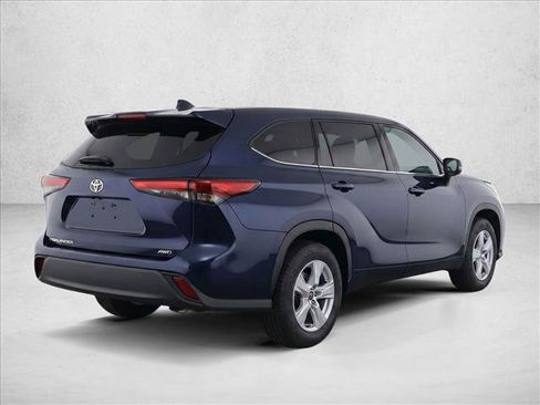 Used 2020 Toyota Highlander L AWD/4WD image 7