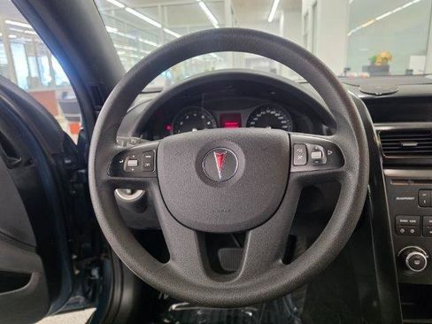 Used 2009 Pontiac G8 RWD image 16