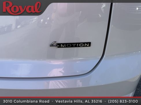 Certified 2025 Volkswagen Atlas Cross Sport SEL Premium R-Line image 9