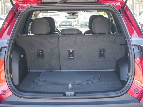 Used 2025 Chevrolet Equinox LT w/ Safety and Technology Package image 25