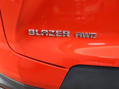 Used 2023 Chevrolet Blazer LT AWD/4WD image 39