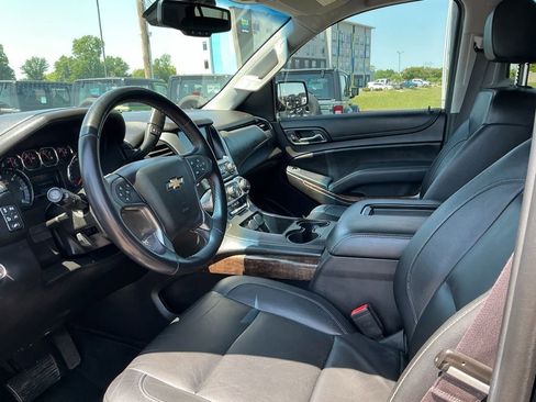 Used 2017 Chevrolet Tahoe LT w/ Z71 Midnight Edition AWD/4WD image 7