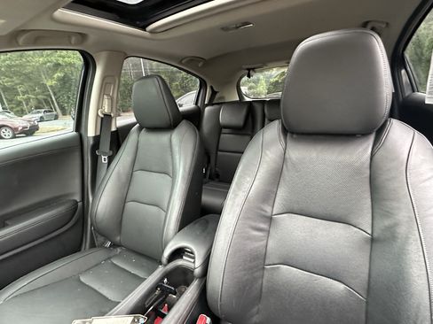 Used 2019 Honda HR-V EX-L image 7