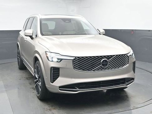 New 2026 Volvo XC90 B6 Ultra w/ Protection Package Premier image 2