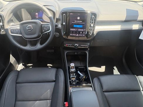 New 2026 Volvo XC40 B4 Plus w/ Protection Package Premier image 9