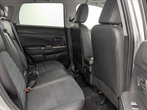 Used 2024 Mitsubishi Outlander Sport SE AWD/4WD image 16
