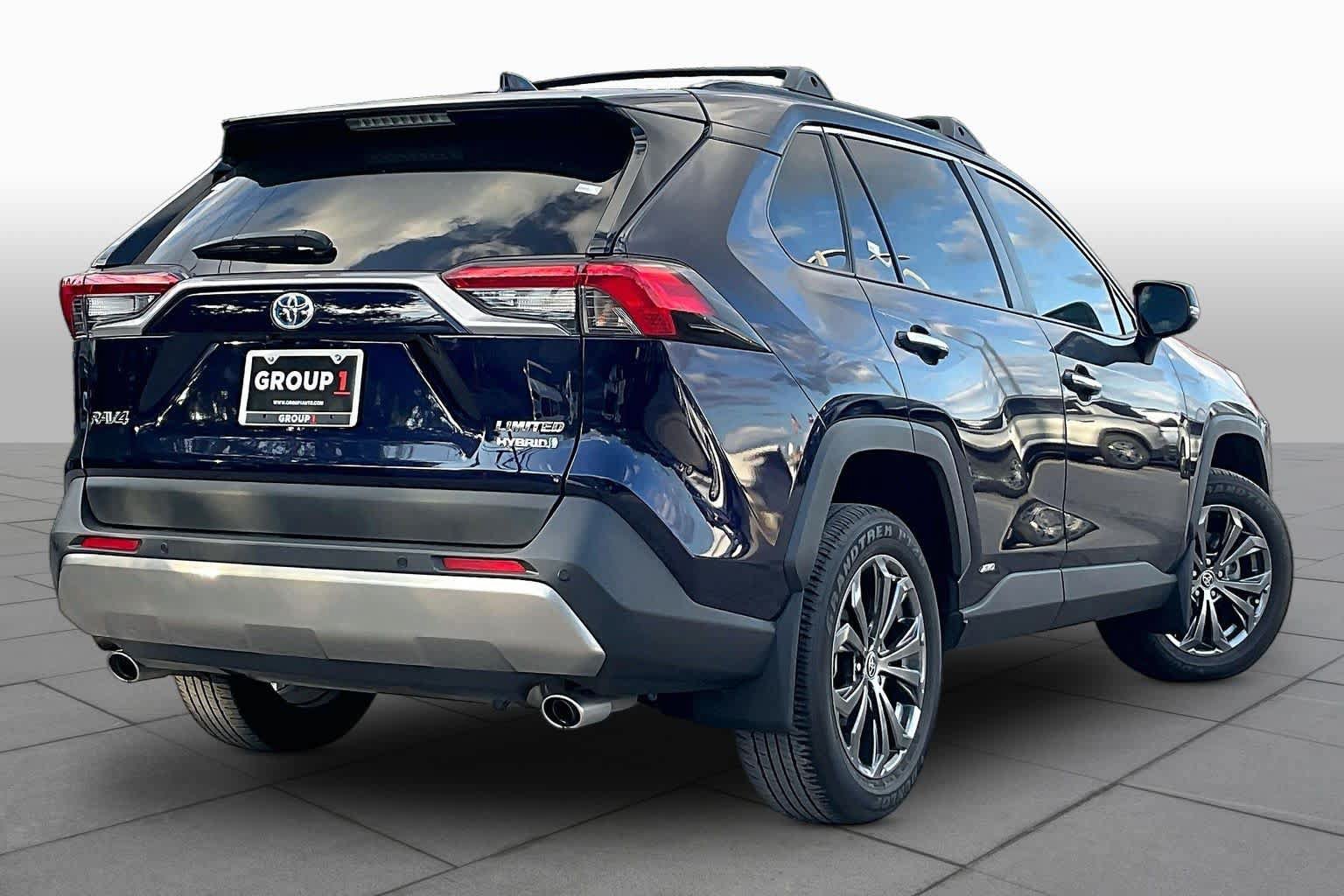 Used 2024 Toyota RAV4 Limited AWD/4WD image 13