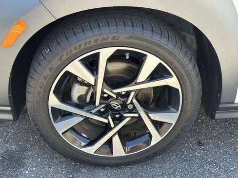 Used 2023 Hyundai Kona Limited w/ Cargo Package AWD/4WD image 10