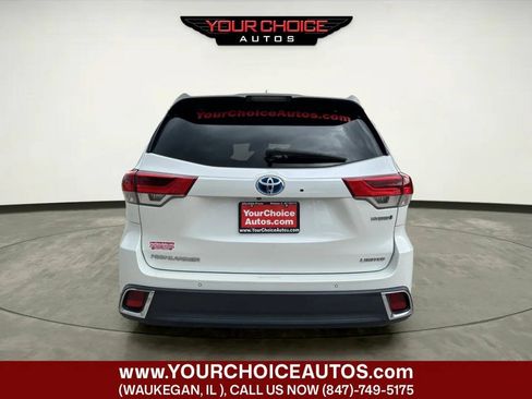 Used 2019 Toyota Highlander Limited Platinum AWD/4WD image 4