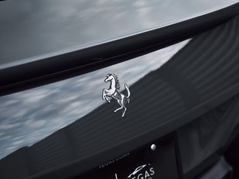 Used 2024 Ferrari Roma image 15