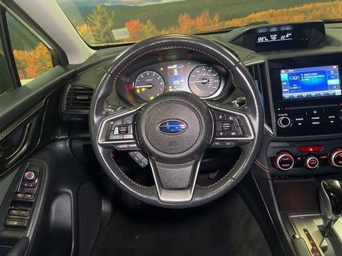Used 2022 Subaru Crosstrek 2.0i Premium w/ Moonroof Package image 57