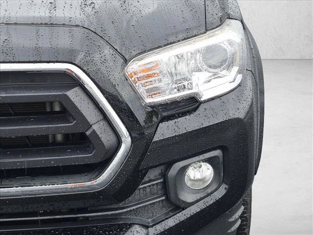 Used 2022 Toyota Tacoma SR5 w/ Technology Package RWD image 9