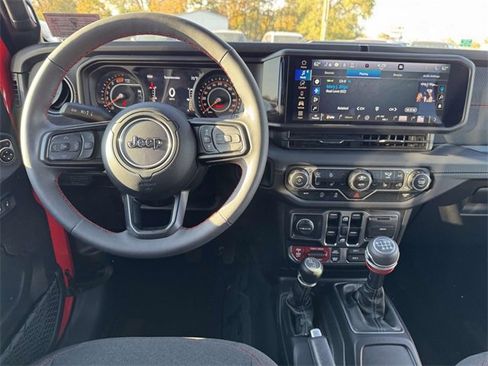 Used 2024 Jeep Wrangler Unlimited Rubicon w/ Convenience Group image 2