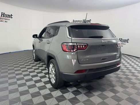 Used 2023 Jeep Compass Latitude w/ Sun and Sound Group image 11