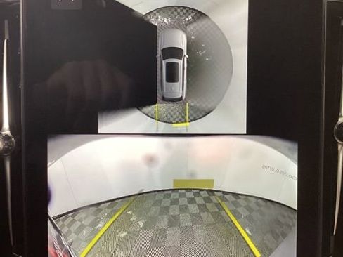 New 2026 Volvo XC90 T8 Plus w/ Protection Package Premier image 25