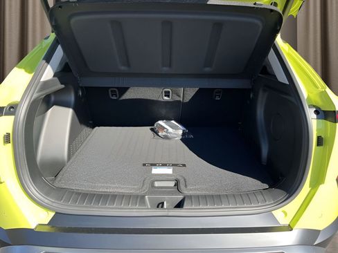 Used 2024 Hyundai Kona Limited image 23