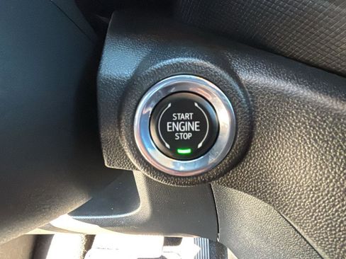 Certified 2023 Chevrolet TrailBlazer LT w/ Convenience Package image 12