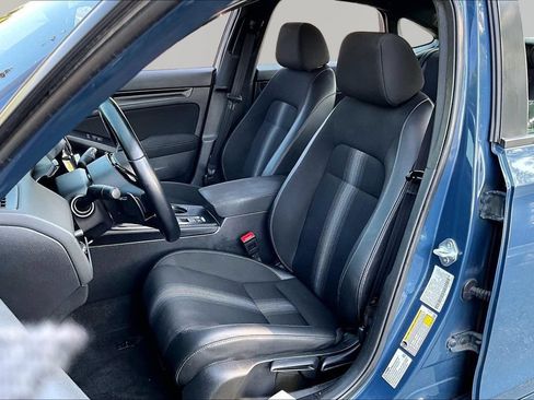 Certified 2025 Honda Civic Sport image 15