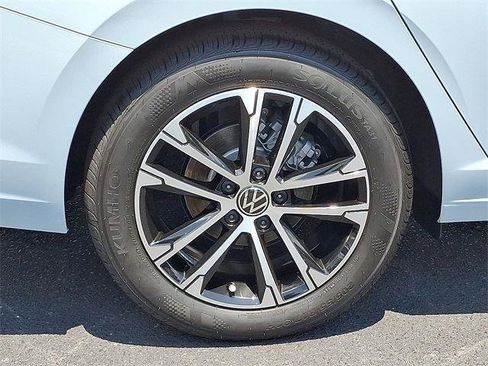 New 2025 Volkswagen Jetta Sport image 7