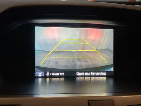 Used 2016 Honda Odyssey Touring Elite image 17