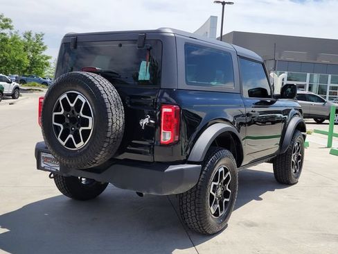 Used 2022 Ford Bronco 2-Door AWD/4WD image 3
