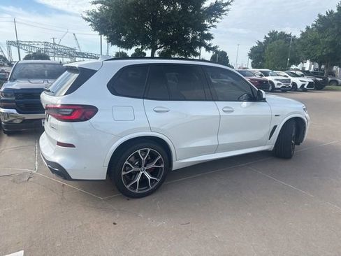 Used 2022 BMW X5 xDrive45e AWD/4WD image 3