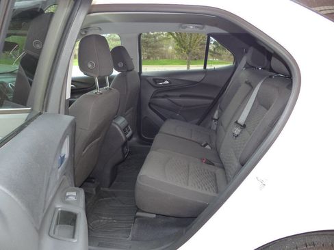 Used 2021 Chevrolet Equinox LT FWD image 27
