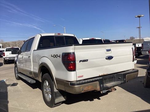 Used 2013 Ford F150 Lariat w/ Lariat Chrome Pkg image 4