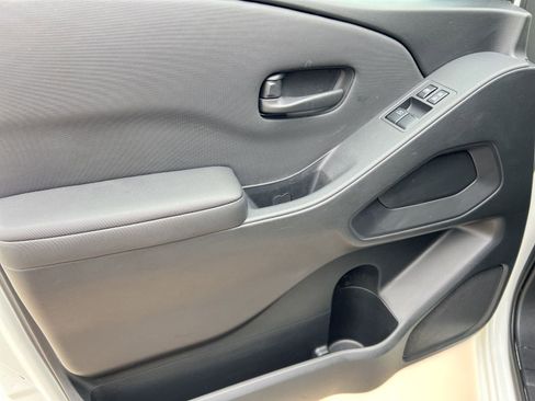 Used 2024 Nissan Frontier S w/ Technology Package image 13