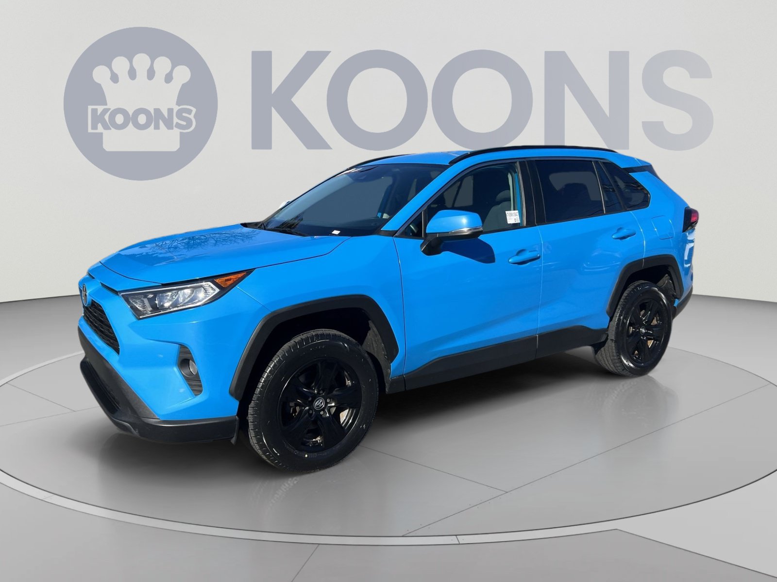 Used 2021 Toyota RAV4 XLE AWD/4WD image 1