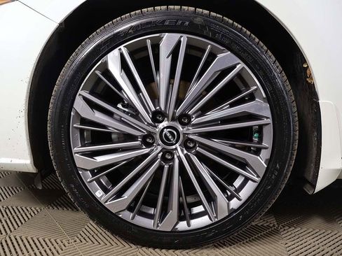 Used 2024 Nissan Altima 2.5 SL image 19