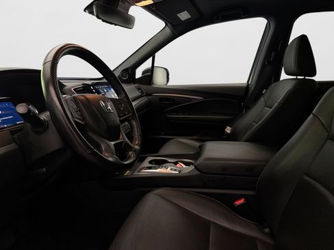 Used 2024 Honda Passport EX-L image 9