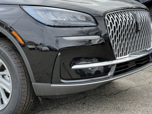 New 2026 Lincoln Corsair Premiere image 2