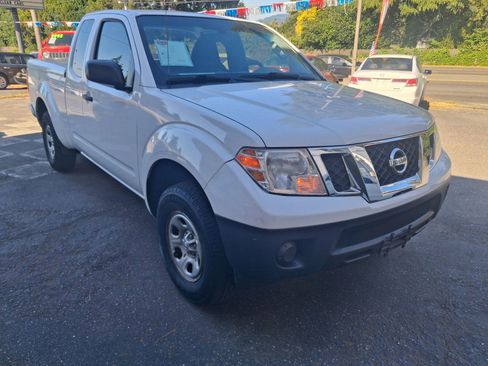 Used 2012 Nissan Frontier S w/ S Preferred Pkg RWD image 4