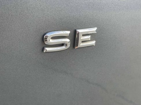 Used 2018 Volkswagen Atlas SE FWD image 10