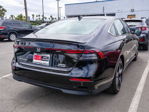 Used 2024 Honda Accord Sport image 12