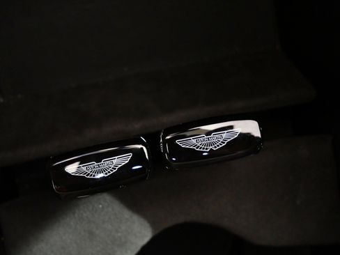 Used 2014 Aston Martin Vanquish Coupe RWD image 39