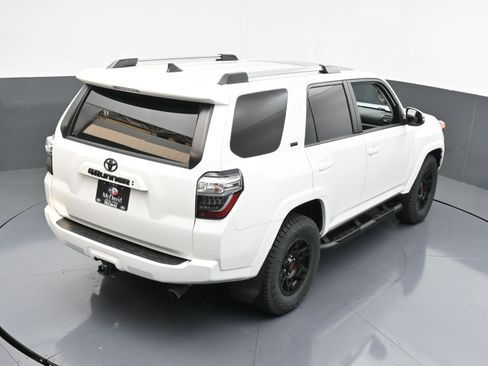 Used 2023 Toyota 4Runner SR5 Premium image 34