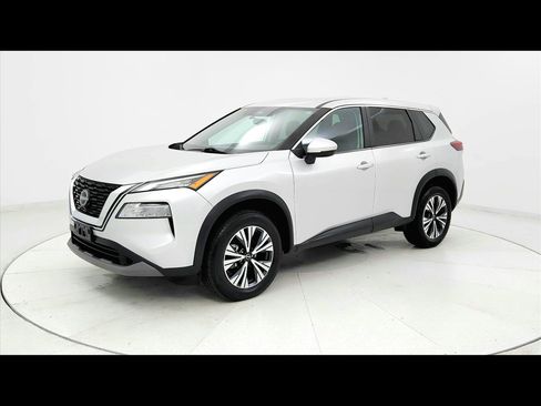 Used 2022 Nissan Rogue SV image 1