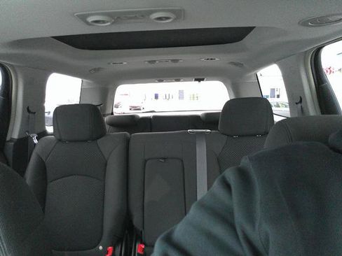 Used 2018 Dodge Grand Caravan GT image 26