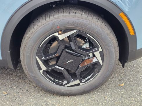 New 2026 Kia Sportage EX image 31