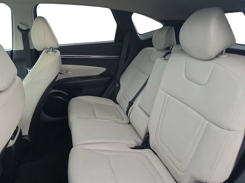Certified 2023 Hyundai Tucson SEL w/ Convenience Package FWD image 16