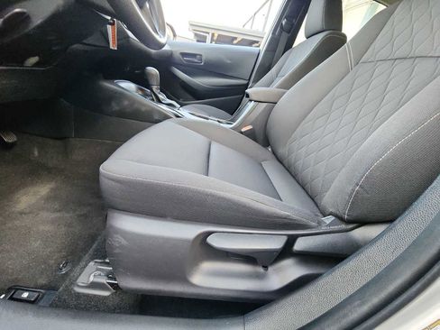 Used 2023 Toyota Corolla LE image 14