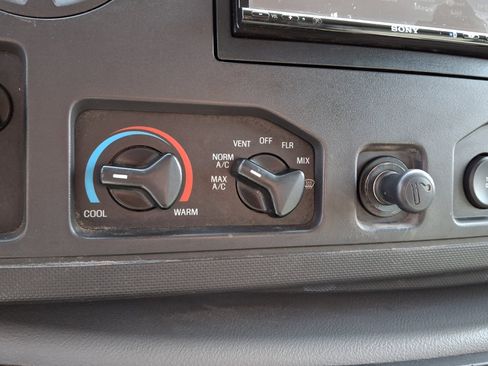 Used 2011 Ford E-250 and Econoline 250 Extended w/ Commercial Cargo Van Pkg image 18