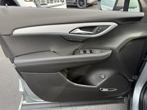 New 2026 Buick Envision Avenir AWD/4WD image 16